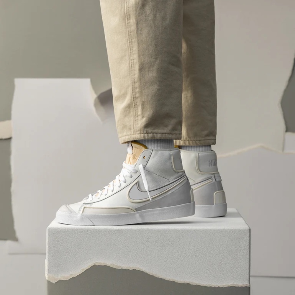 Nike Women’s Blazers Mid “infinite white” sz 7